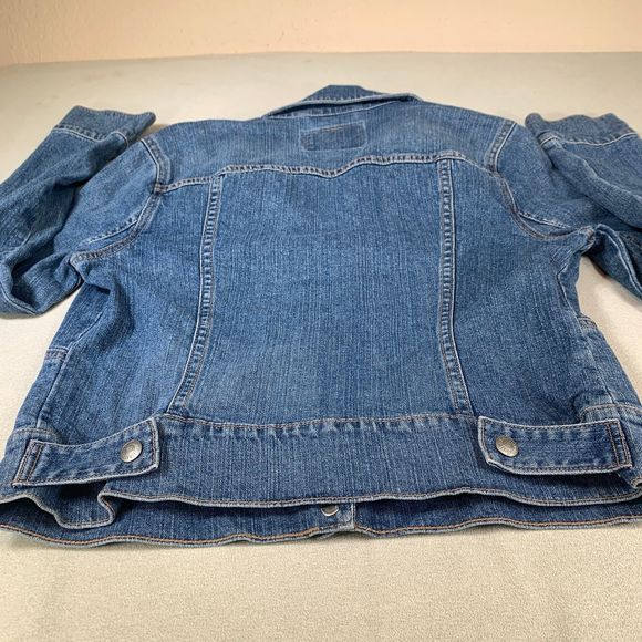 Vintage Levi’s snap button denim jacket 77755 Hong Kong - Picture 9 of 9